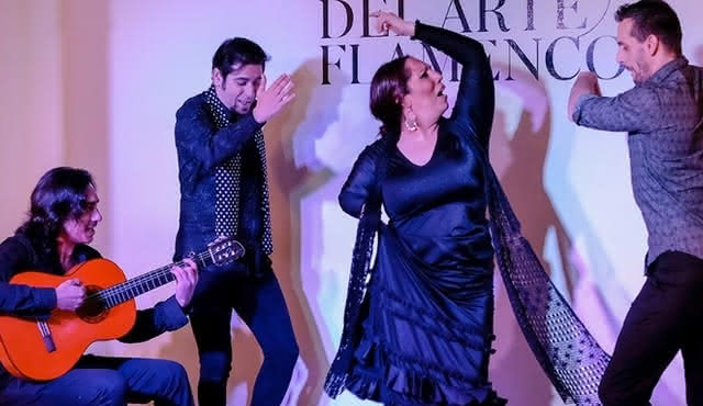 Casa del Arte Flamenco: Tradycyjny taniec w Granadzie