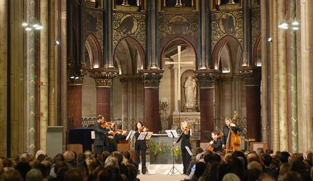 Vivaldi Cztery Pory Roku, Caccini i Schubert w kościele Saint Germain des Prés