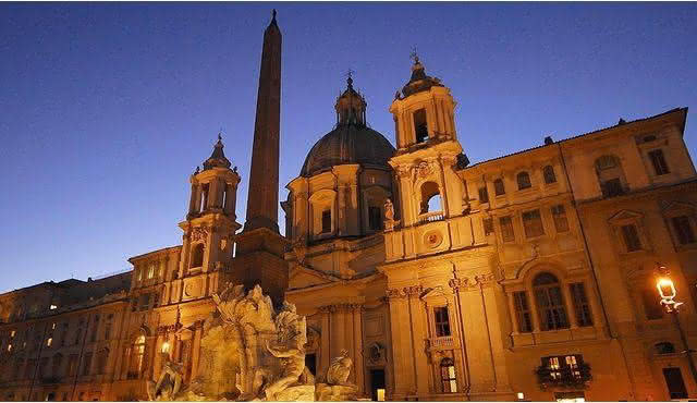 Viva Vivaldi: Le Quattro Stagioni a Piazza Navona