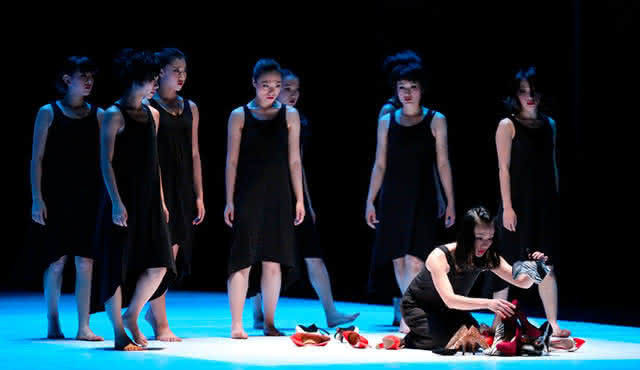 Teatro de danza Jin Xing de Shanghái: Teatro de los Campos Elíseos